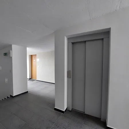 Apartment City5 *